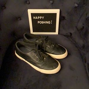 Black Nautica men’s shoes